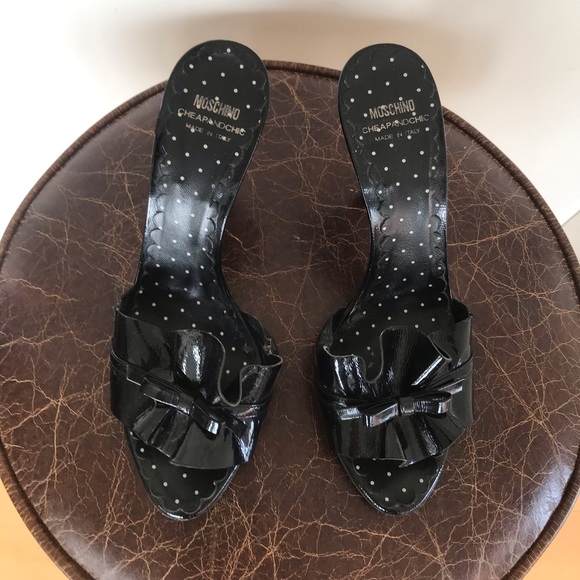 Moschino cheap and chic kitten heels. Vintage. - Picture 2 of 4